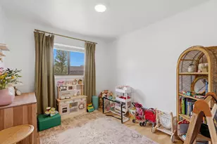 531 E 1050 N, Bountiful, UT 84010 - Photo 20