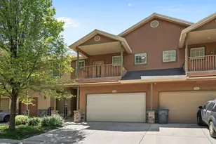 10968 Maple Farms Ln S, South Jordan, UT 84095 - Photo 2