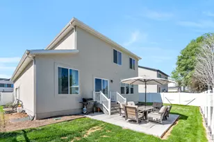 2664 W Maple St, Mapleton, UT 84664 - Photo 8