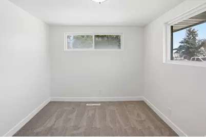 810 E Maple St, Mapleton, UT 84664 - Photo 18