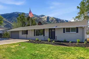 810 E Maple St, Mapleton, UT 84664 - Photo 1