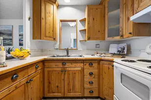 130 S 1300 E, Salt Lake City, UT 84102 - Photo 12