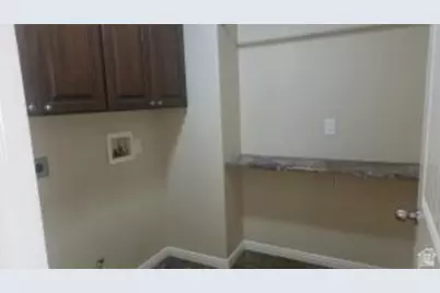 357 E 860 N, Hurricane, UT 84737 - Photo 10