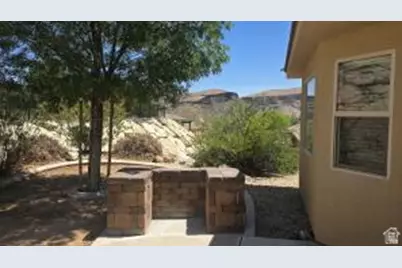 357 E 860 N, Hurricane, UT 84737 - Photo 16
