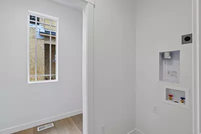 7012 W Terraine Rd, West Jordan, UT 84081 - Photo 10