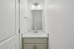 7012 W Terraine Rd, West Jordan, UT 84081 - Photo 16