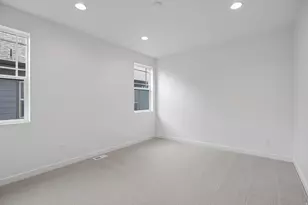 7012 W Terraine Rd, West Jordan, UT 84081 - Photo 14