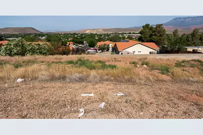 353 N 200 E #40, La Verkin, UT 84745 - Photo 6
