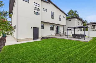 5653 S Bamburgh View Circle, Murray, UT 84107 - Photo 36