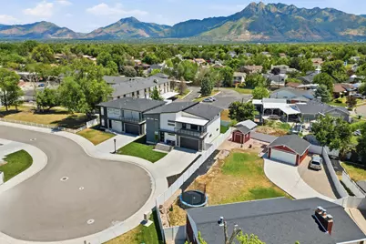 5653 S Bamburgh View Cir, Murray, UT 84107 - Photo 2
