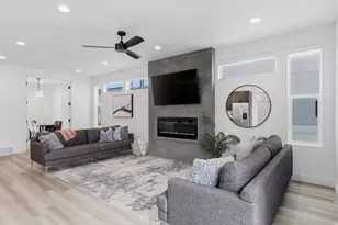 5653 S Bamburgh View Circle, Murray, UT 84107 - Photo 12