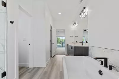 5653 S Bamburgh Cir, Murray, UT 84107 - Photo 12