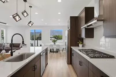5653 S Bamburgh View Cir, Murray, UT 84107 - Photo 6