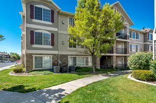 123 N Romney Ln, Pleasant Grove, UT 84062 - Photo 1