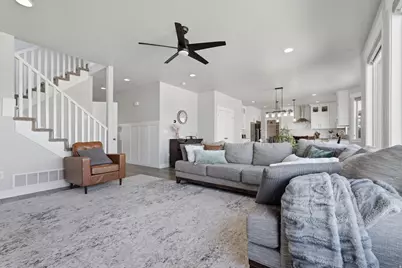 234 W Stillwater Dr, Saratoga Springs, UT 84045 - Photo 6
