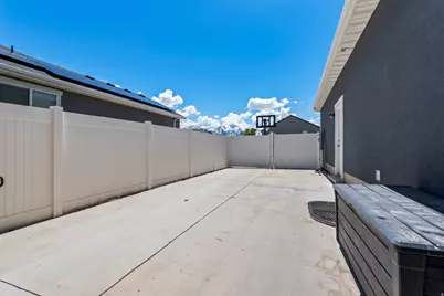 1326 W 300 S, Spanish Fork, UT 84660 - Photo 38