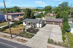 7318 S 2700 W, West Jordan, UT 84084 - Photo 32