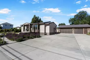 7318 S 2700 W, West Jordan, UT 84084 - Photo 2