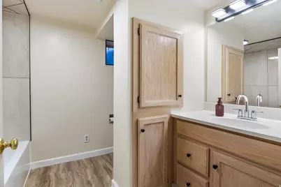 7318 S 2700 W, West Jordan, UT 84084 - Photo 28