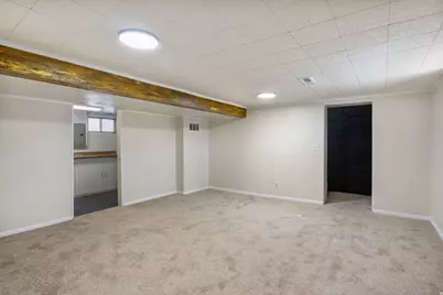 7318 S 2700 W, West Jordan, UT 84084 - Photo 18