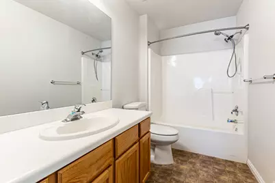 7142 S Kristilyn Ln, West Jordan, UT 84084 - Photo 14