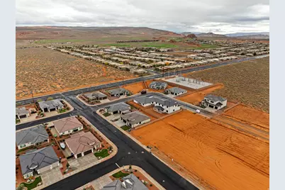 3118 S 4800 W #8, Hurricane, UT 84737 - Photo 32