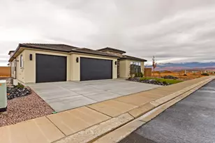 3118 S 4800 W, Hurricane, UT 84737 - Photo 2