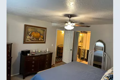 8101 S Cottonwood Cir, Sandy, UT 84094 - Photo 10