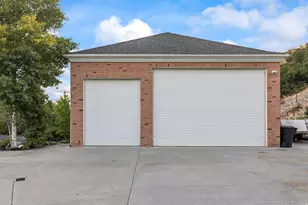 8908 S Cobble Canyon Circle, Sandy, UT 84093 - Photo 158