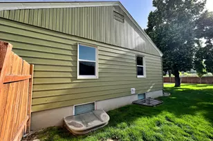 8032 S Adams St, Midvale, UT 84047 - Photo 20