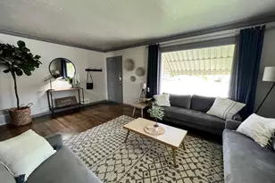 8032 S Adams St, Midvale, UT 84047 - Photo 4