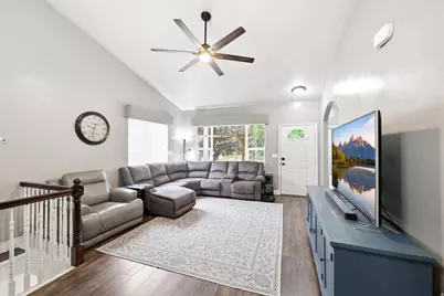 1579 N Dawson Dr, Tooele, UT 84074 - Photo 4