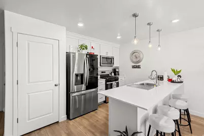 3883 S Sediment Dr W, Magna, UT 84044 - Photo 6