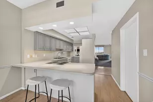 910 S Donner Way, Salt Lake City, UT 84108 - Photo 16