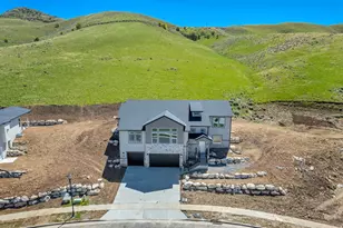 702 Oakridge Dr, Tooele, UT 84074 - Photo 4
