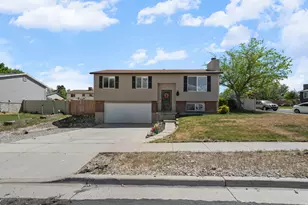 3951 W Brixton Rd S, Taylorsville, UT 84129 - Photo 2