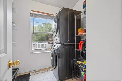 589 N Riverwalk Dr E, American Fork, UT 84003 - Photo 20