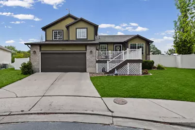 589 N Riverwalk Dr E, American Fork, UT 84003 - Photo 2