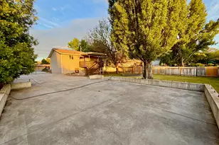 4805 S 3100 W, Roy, UT 84067 - Photo 38
