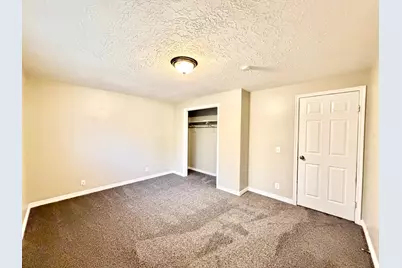 4805 S 3100 W, Roy, UT 84067 - Photo 14