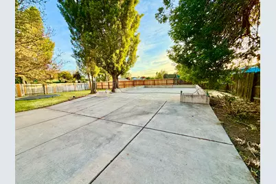 4805 S 3100 W, Roy, UT 84067 - Photo 34