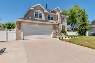 649 E Duck Creek Circle, Murray, UT 84107 - Photo 2