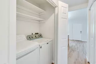 25 S 850 E, Provo, UT 84606 - Photo 8