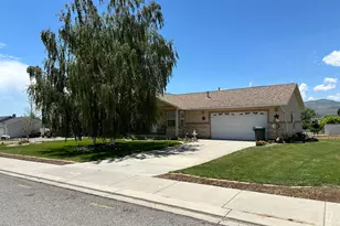 525 N 100 E, Fairview, UT 84629 - Photo 2