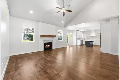 6471 W Newton Farm Dr, West Valley, UT 84128 - Photo 12