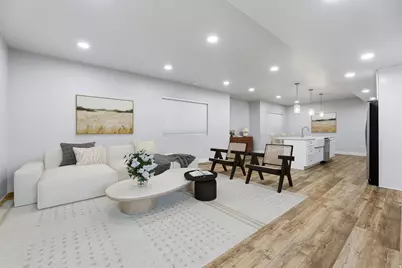 6471 W Newton Farm Dr, West Valley, UT 84128 - Photo 8