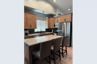 5677 W 6655 S, West Jordan, UT 84081 - Photo 8