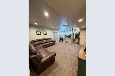 5677 W 6655 S, West Jordan, UT 84081 - Photo 10