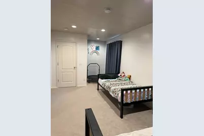 5677 W 6655 S, West Jordan, UT 84081 - Photo 22