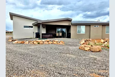 240 N 250 W, Torrey, UT 84775 - Photo 2